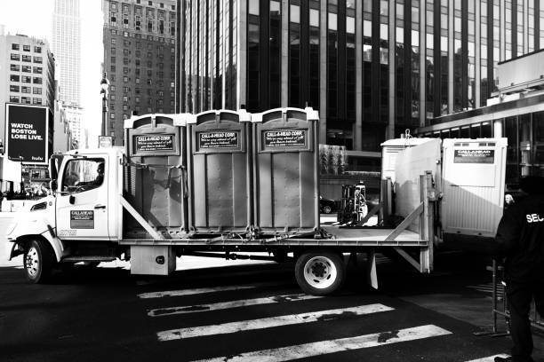 Best Portable toilet rental cost  in Tuntutuli, AK